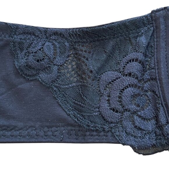 NWT Le Mystere Black Seamless Contour Bra Size 36E Soft Cup Underwire Lace Wing - Picture 2 of 6